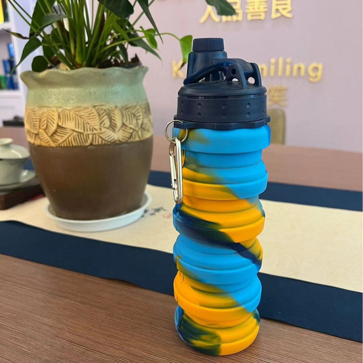 Unisex Faltbare Sporttrinkflasche mit Karabinerhaken Brehn