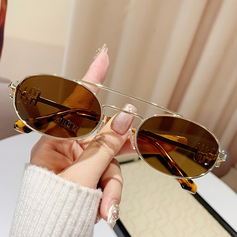 Damen modische Brille mit elegantem Metallrahmen und einzigartigem Design Brehn