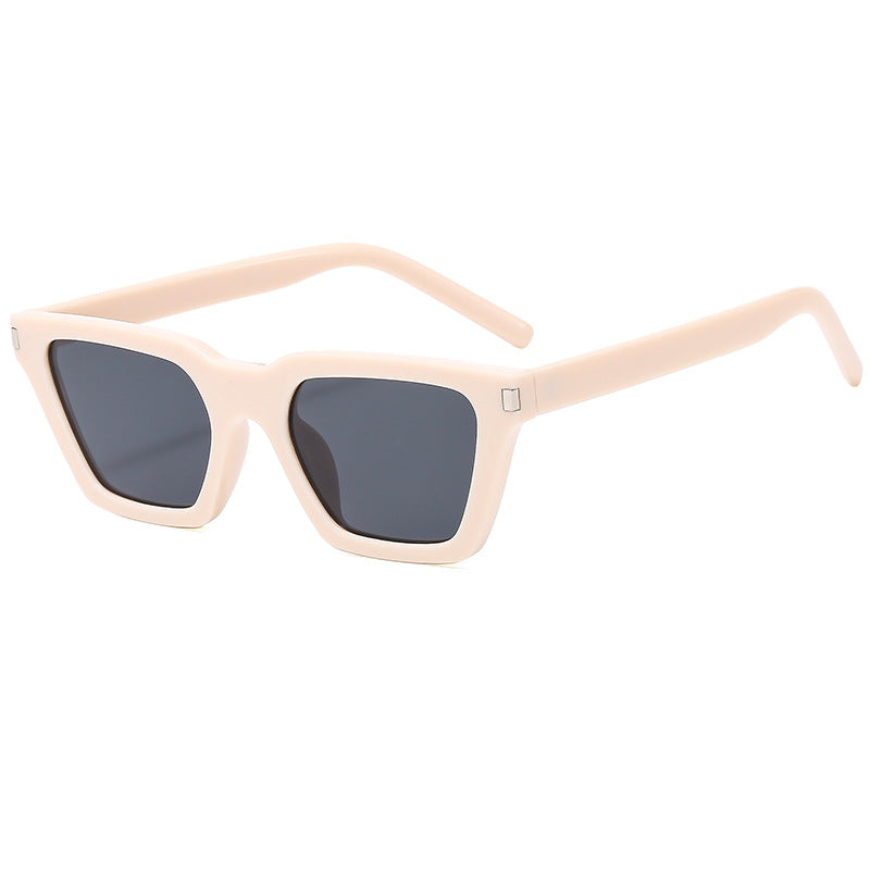 Damen moderne Sonnenbrille mit markantem Rahmen Brehn