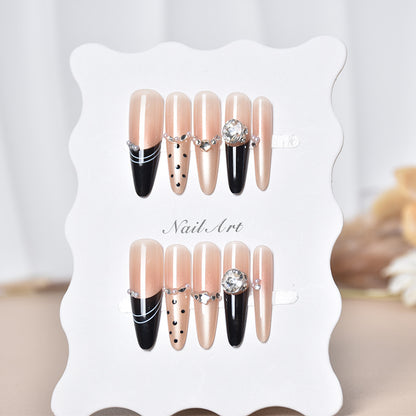 Glamorous Herz-Themen Press-On Nagel Set Brehn