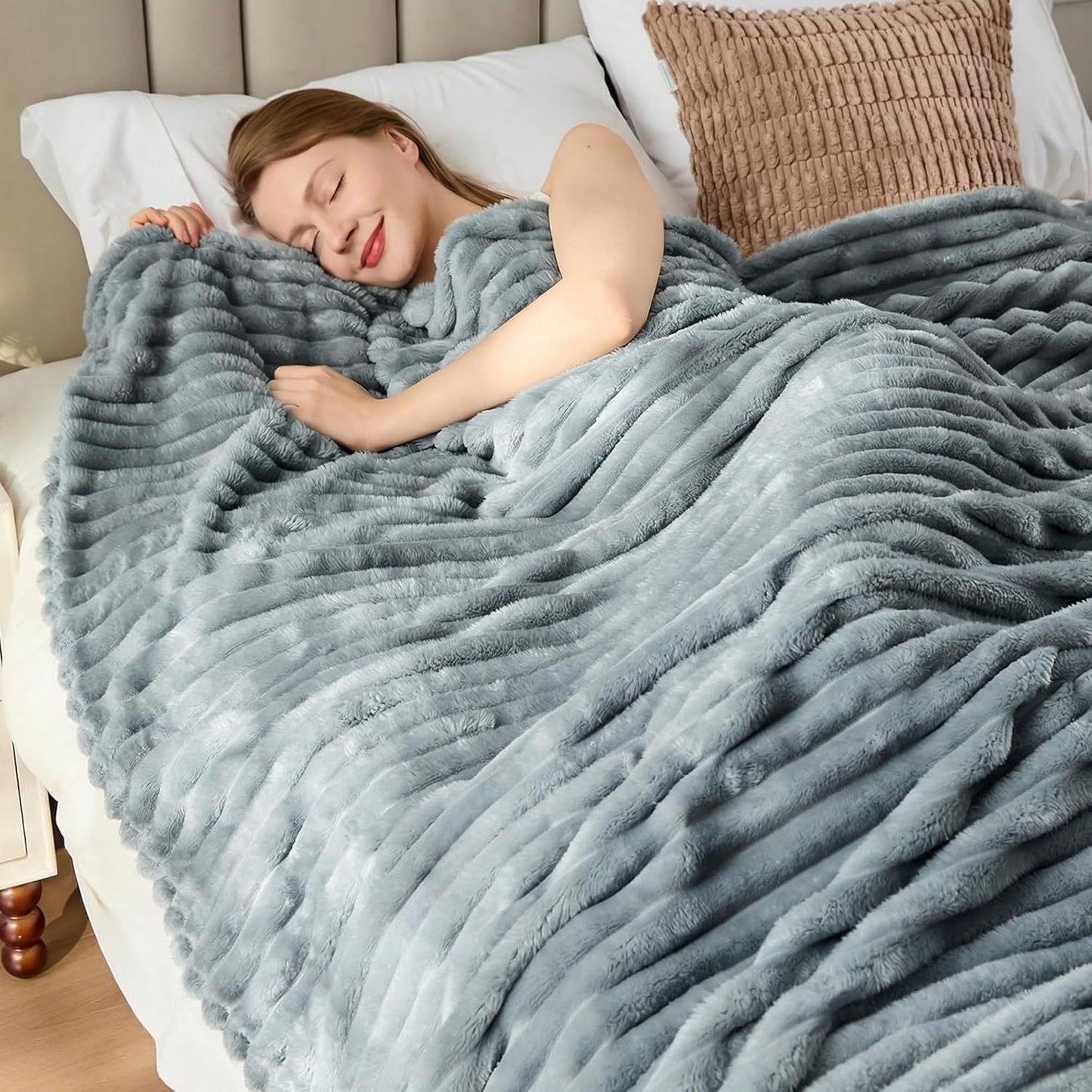 Damen Ultra-weiche und wärmespeichernde Kuscheldecke Brehn