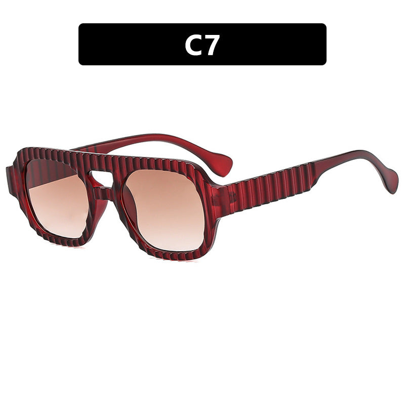 Damen geometrische Sonnenbrille mit raffiniertem Strukturdesign Brehn