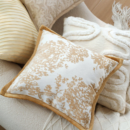 Quadratischer Zierkissenbezug mit feinem Jacquard‑Blattrelief, Paspelrand und pflegeleichtem Baumwoll‑Mix Brehn