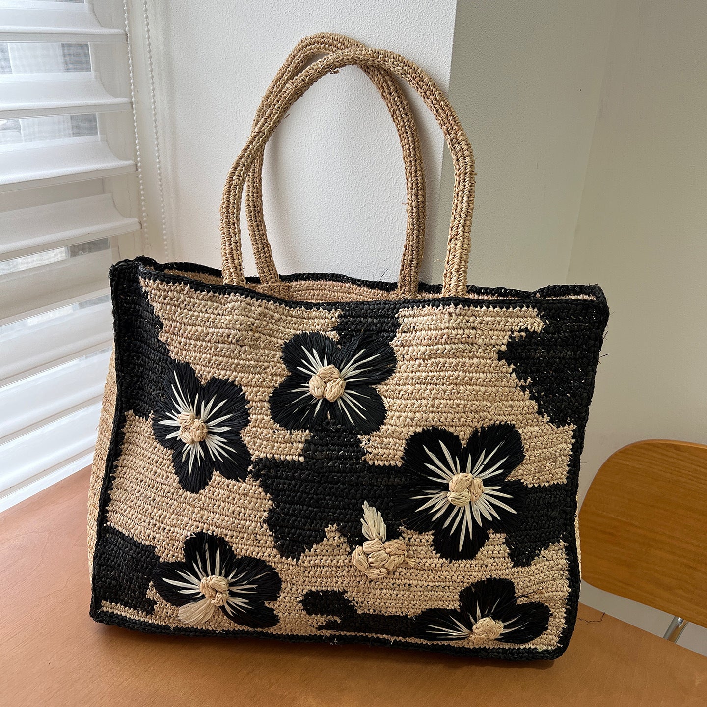 Handgefertigte Strandtasche mit Floralem Design Brehn