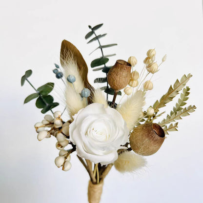 Getrocknete botanische Blumenarrangement