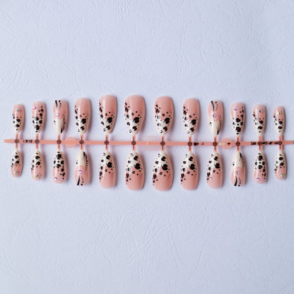 Künstlerisches Leopard- und Blumen-Nagelkunst-Set