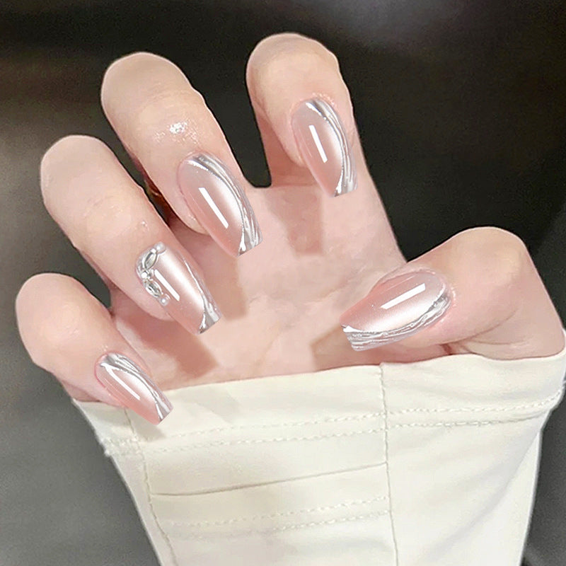 Glamouröse Kunstnägel Brehn