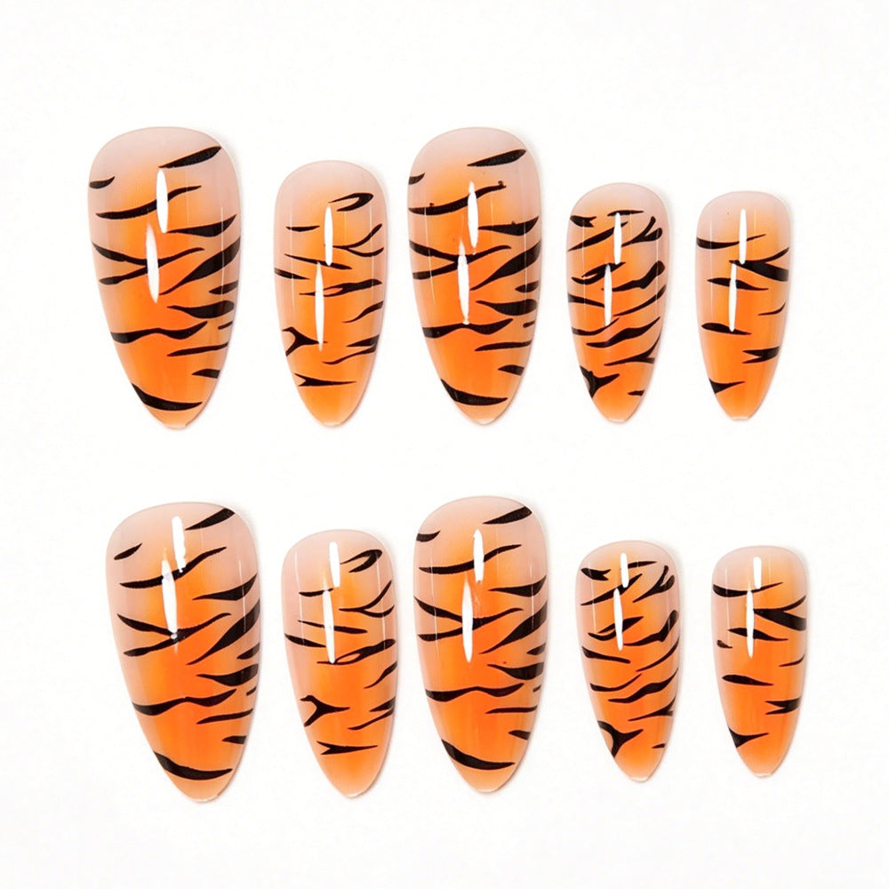Stylische Tigerprint-Stiletto-Press-On-Nägel Brehn