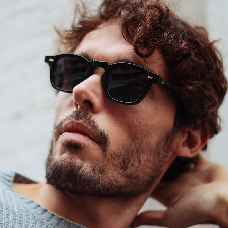 Damen geometrische Sonnenbrille mit schützendem UV-Filter und zeitgemäßem Design Brehn