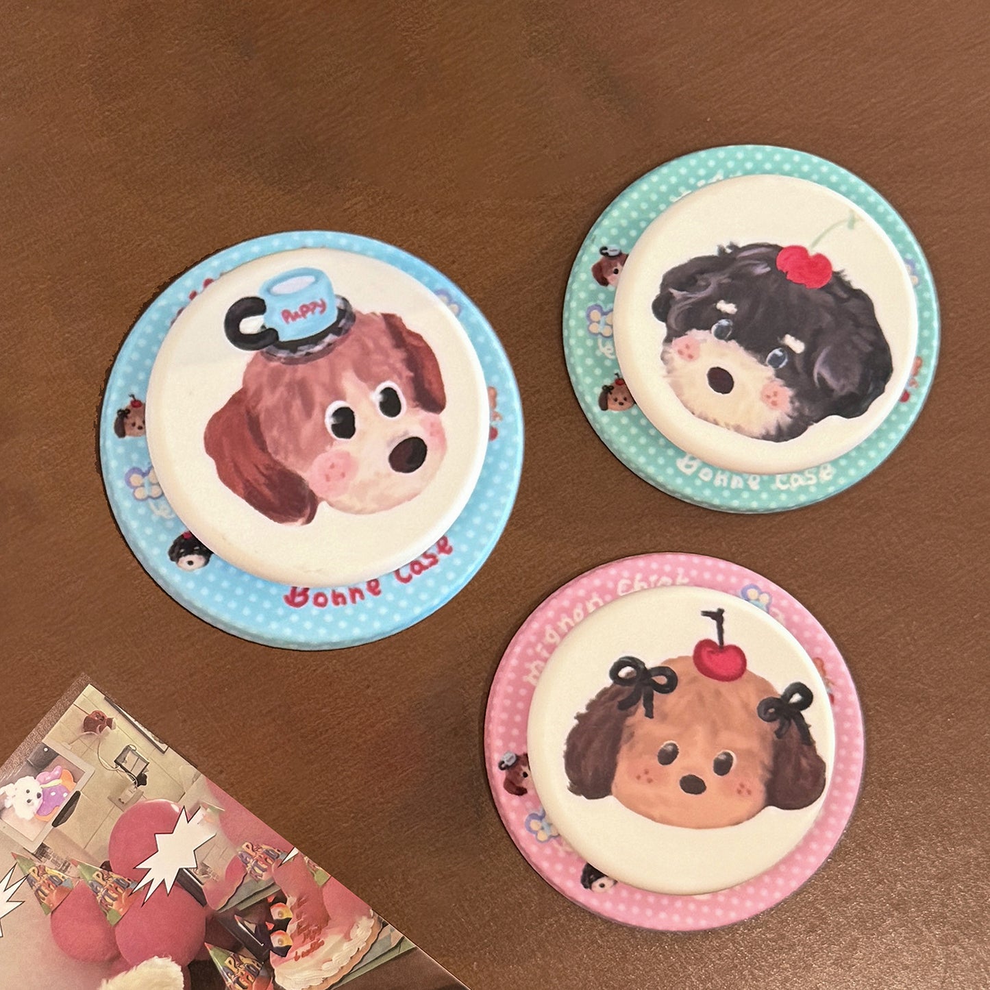 Dekorativer Smartphone Fingerhalter im Hundedesign Brehn