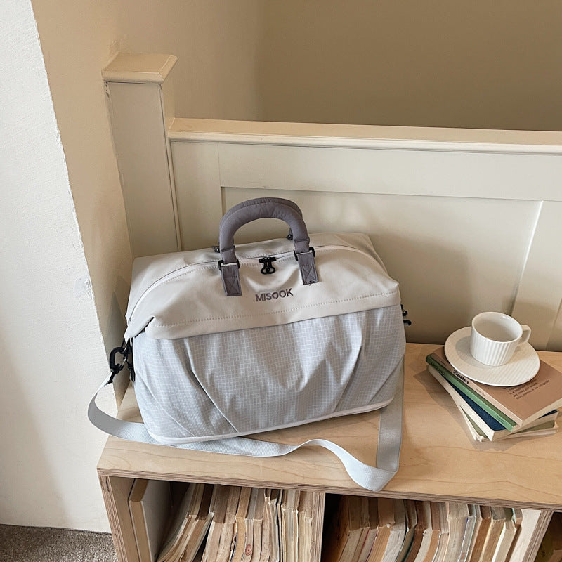 Multifunktionale stilvolle Reiseloftasche