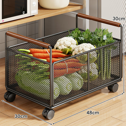 Rollwagen aus Mesh mit Holzgriffen