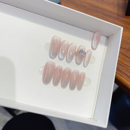 Elegantly Designed Press-On Nail Set Brehn