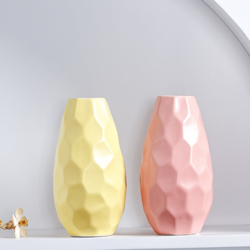 Einzigartige geometrische Keramikvase Brehn