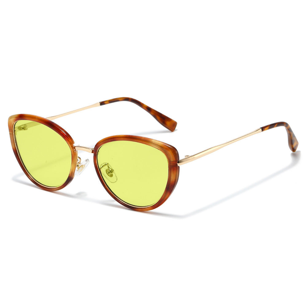 Modische Cat-Eye-Sonnenbrille mit trendigem Schildpatt-Rahmen Brehn