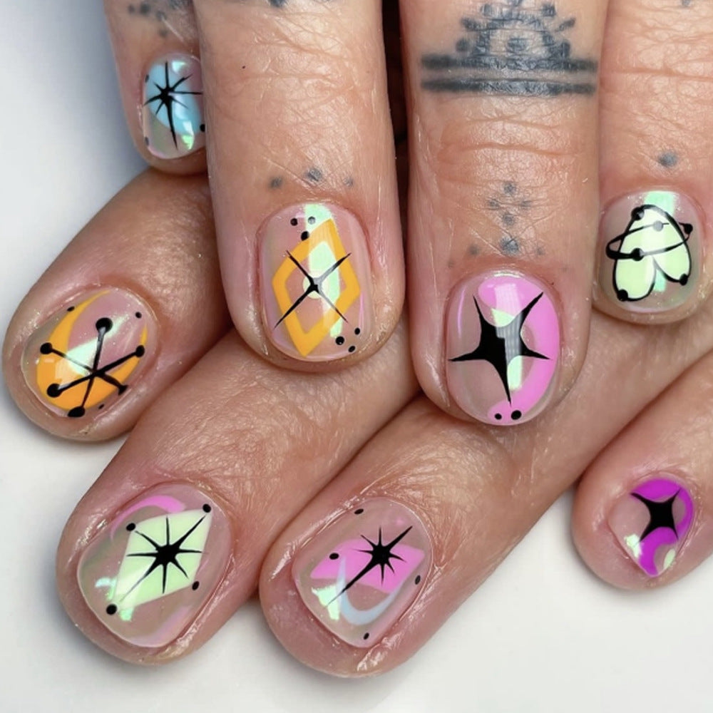 Künstlerische abstrakte Nagelkunst Brehn