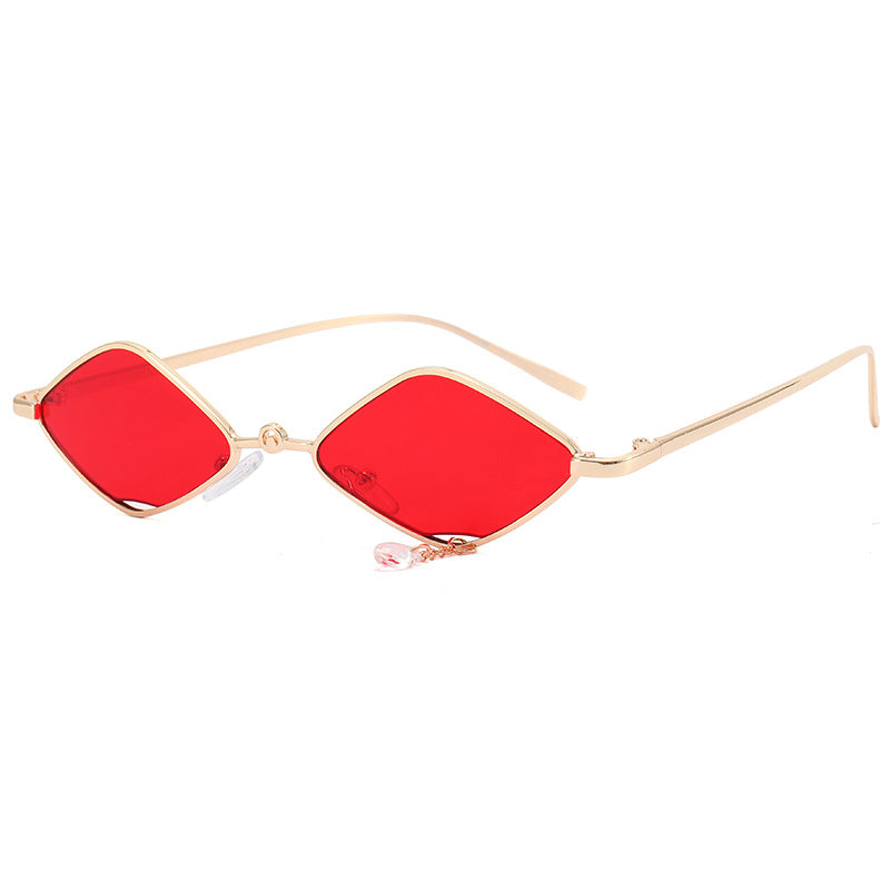 Damen modische Sonnenbrille mit facettiertem Rahmen Brehn