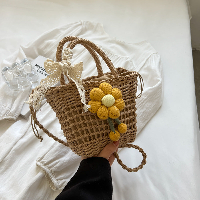 Handgefertigte gehäkelte Schultertasche