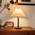 Moderne Faltenstoff Tischlampe