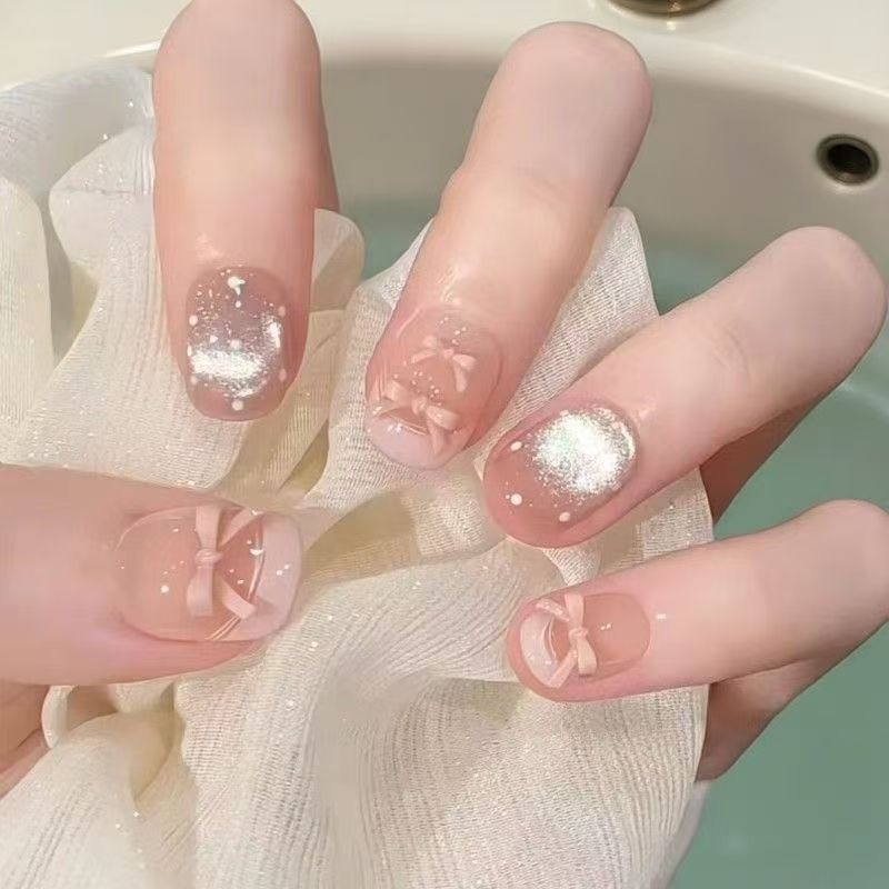 Elegante Press-On Nagelkunst Kollektion Brehn