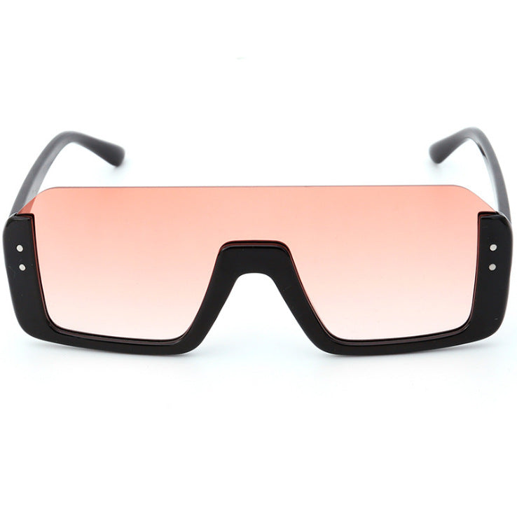 Damen Sportliche Shield-Sonnenbrille mit modernem Design Brehn