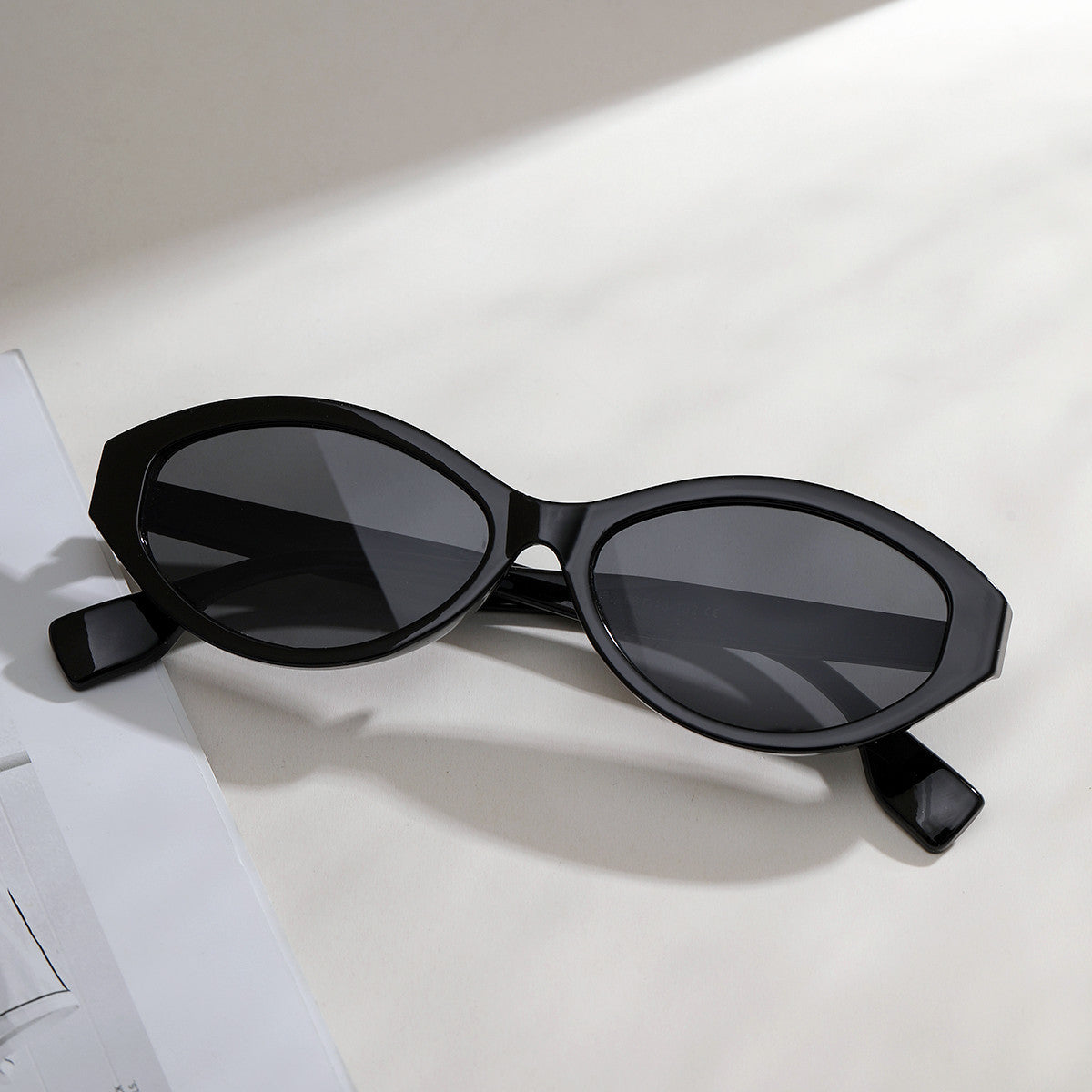 Damen modische Cat-Eye Sonnenbrille mit ergonomischem Rahmen Brehn
