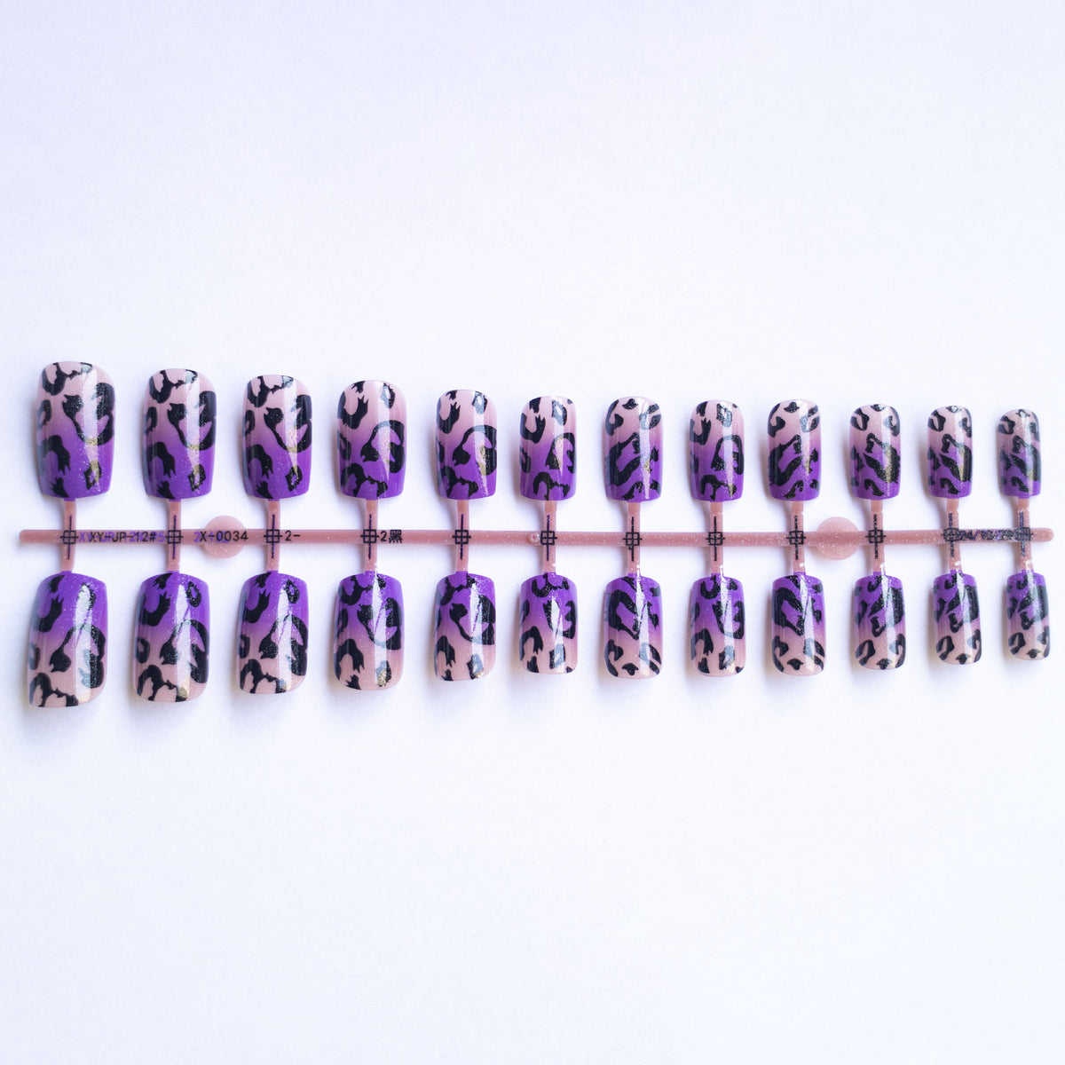 Wilder Leopard-Print-Nagelkunst-Set