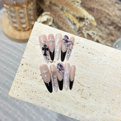 Künstlerisches Stiletto Press-On Nagelkunst Set mit eleganten dekorativen Elementen Brehn
