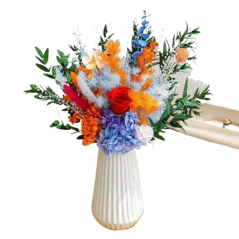 Lebendiger Trockenblumenstrauß