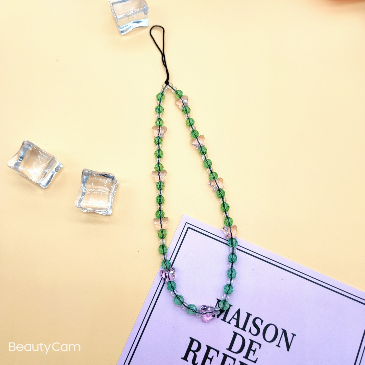 Stylischer beaded Brillenhalter Brehn