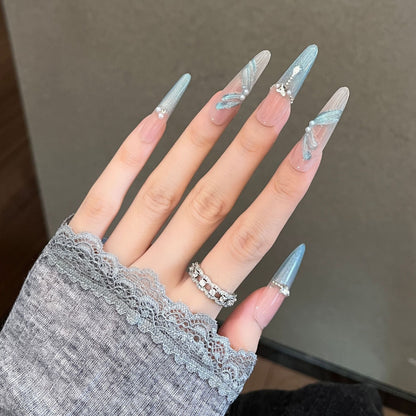 Künstlerisches 3D-Lace-verziertes Press-On-Nagelset Brehn