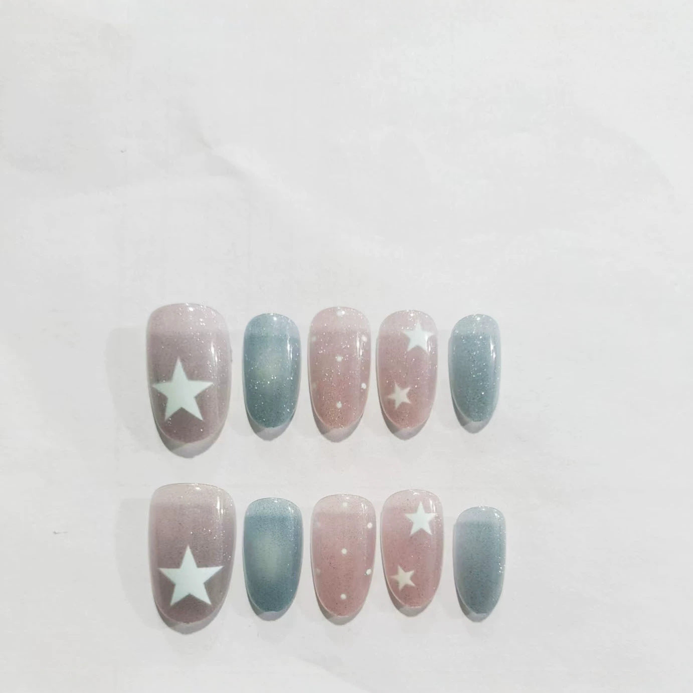 Himmlisches Stern-Nagelkunst-Design Brehn