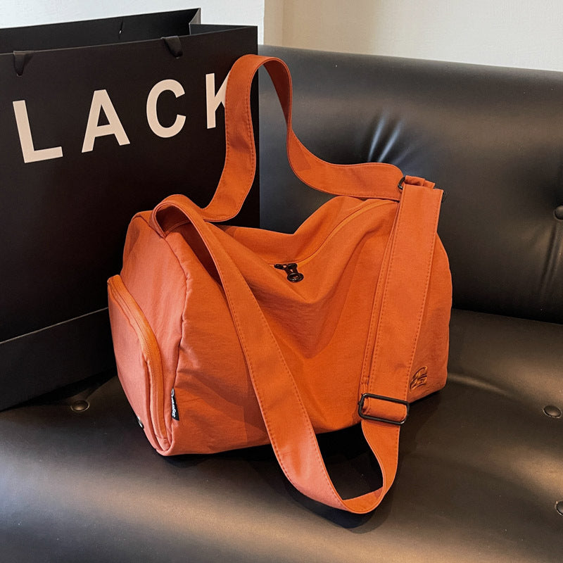 Sportliche Tragetasche Mit Ergonomischem Design Brehn