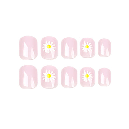 Kunstvolle Nagelkunst mit Blütenmotiv Brehn