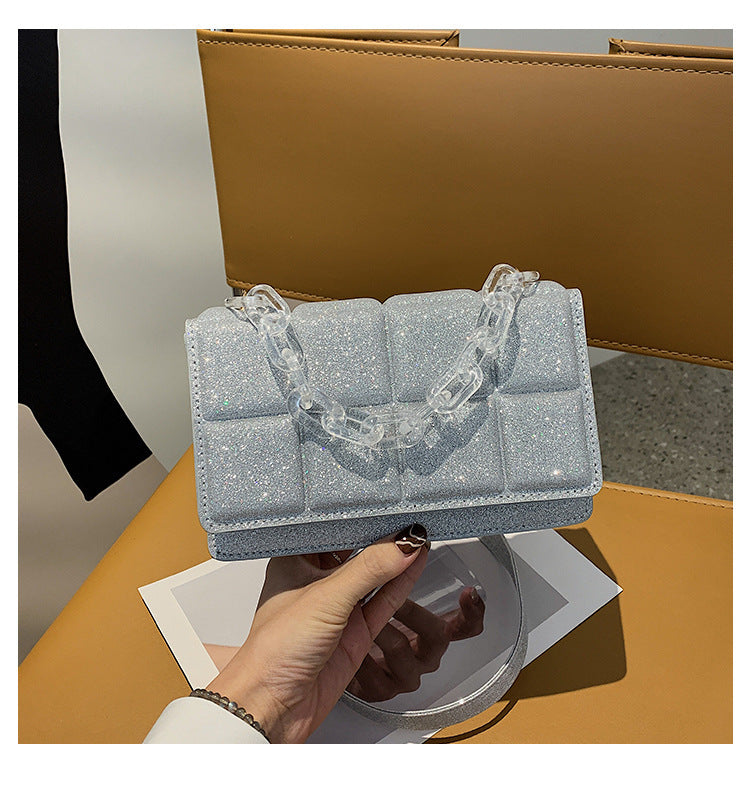 Strukturiertes Abendhandtasche mit Kettengriffen