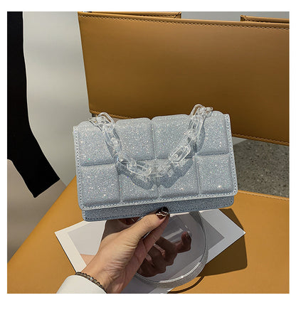 Strukturiertes Abendhandtasche mit Kettengriffen
