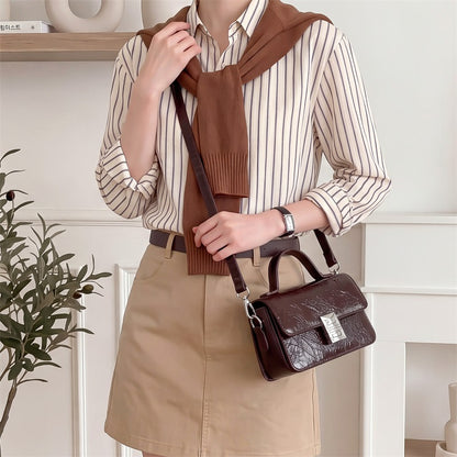 Strukturierte Handtasche