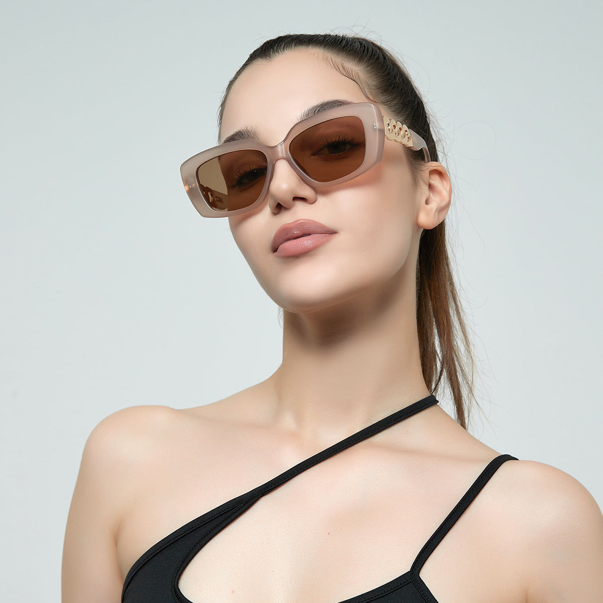 Damen elegante quadratische Sonnenbrille mit goldverziertem Rahmen Brehn