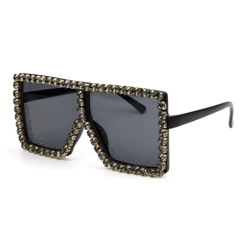 Damen oversized Sonnenbrille mit funkelndem Kristallrahmen Brehn