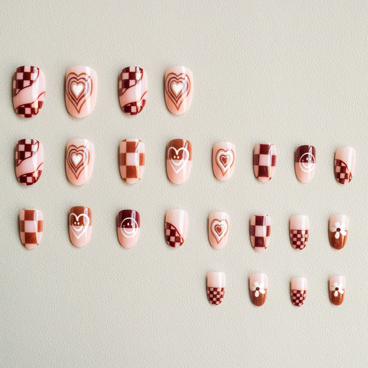 Kreatives Kunstnageldesign
