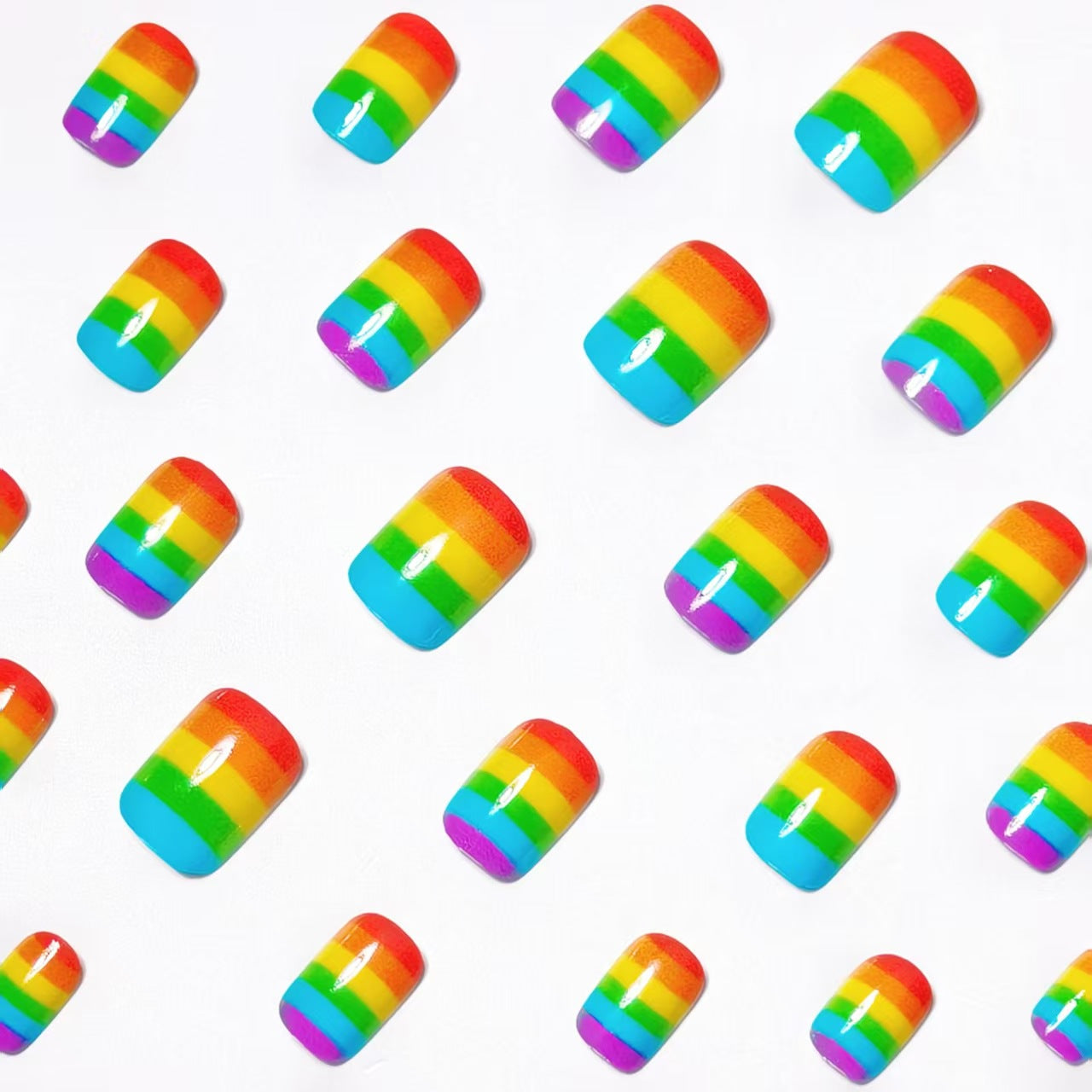 Kreative Kunstnägel Im Regenbogen-Look Brehn