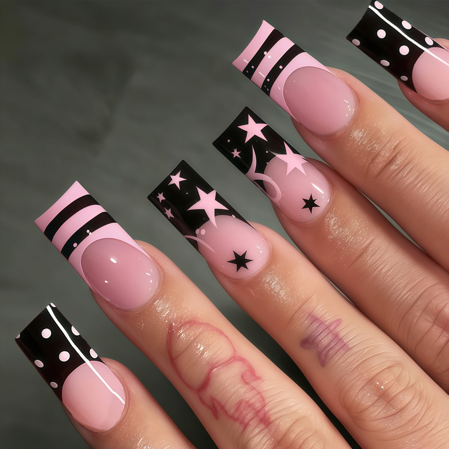 Dekorative lange Press-On Nagelkunst Tipps Brehn