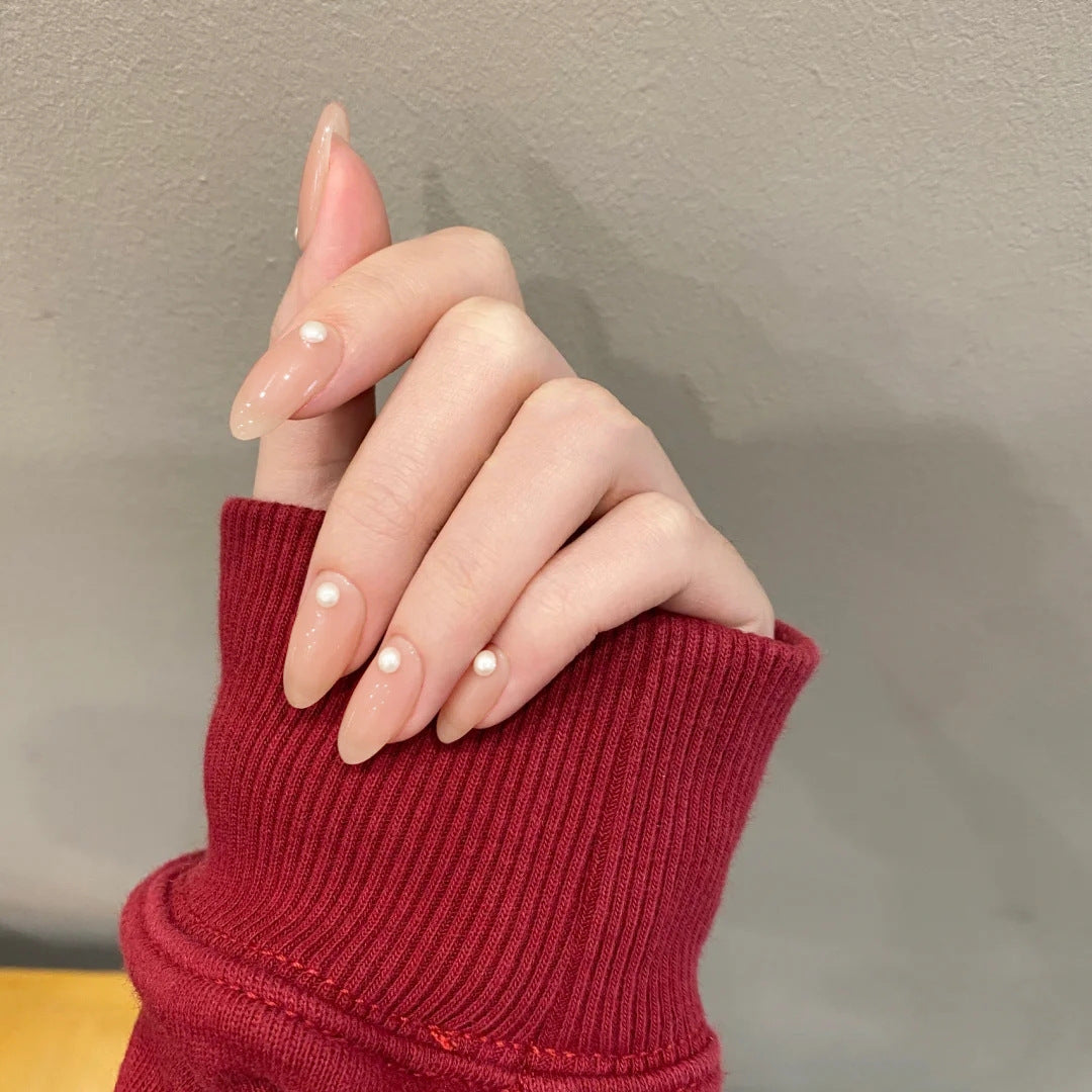 Kunstnägel mit eleganten Schleifenmotiven Brehn