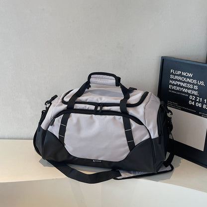 Vielseitige Reisetasche mit mehreren Fächern Brehn