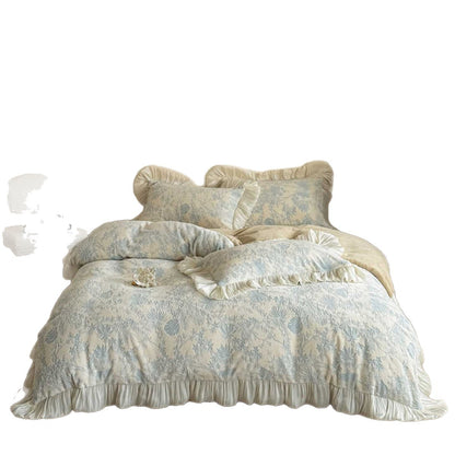Luxuriöses Rüschen-Bettwäsche-Set mit Jacquard-Blumenmuster und wattierter Tagesdecke