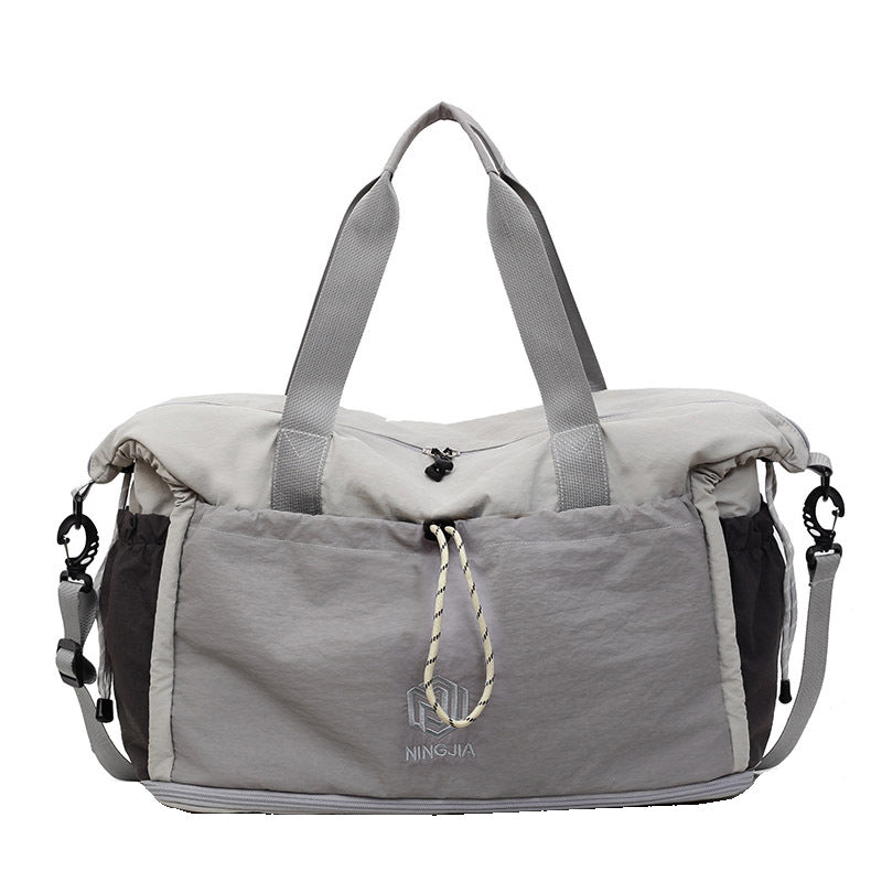 Vielseitige leichte Reisetasche