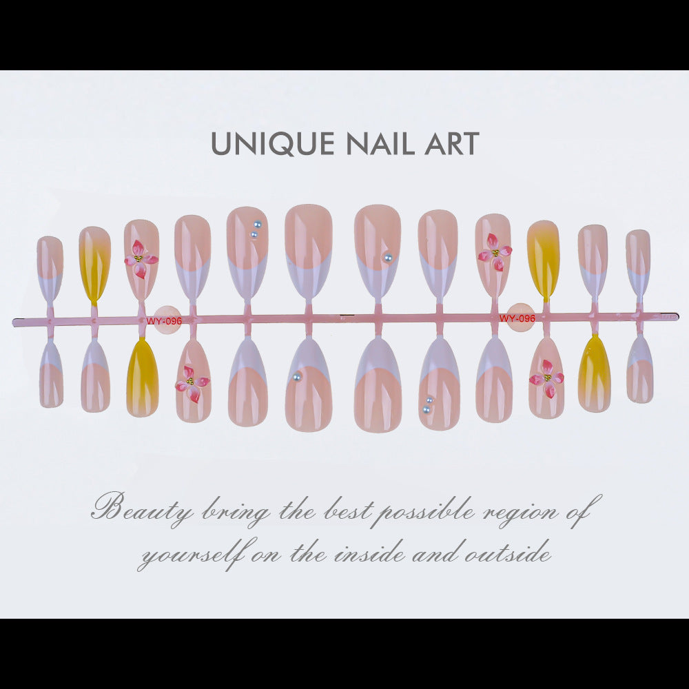 Elegantes Press-On Nagelkunst-Set Brehn