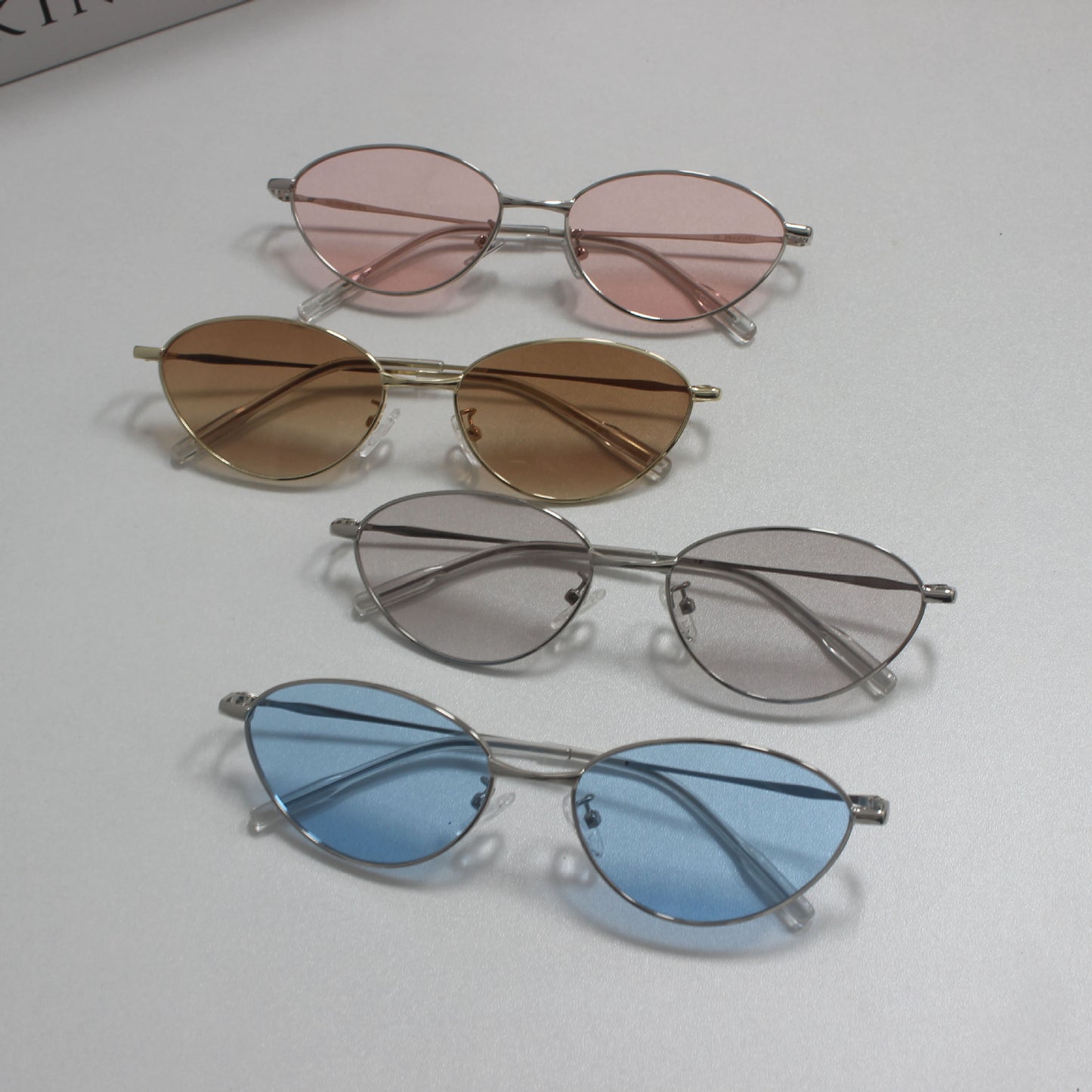 Modische Rechteckige Brille mit Feinem Metallrahmen Brehn