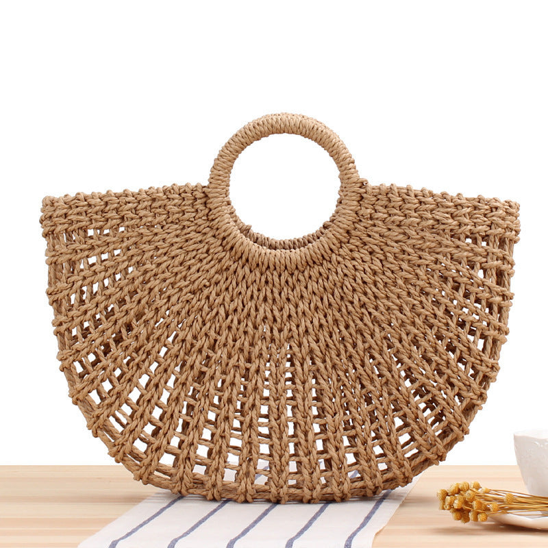 Handtasche Aus Handgearbeitetem Geflecht mit Elegantem Rundgriff Brehn