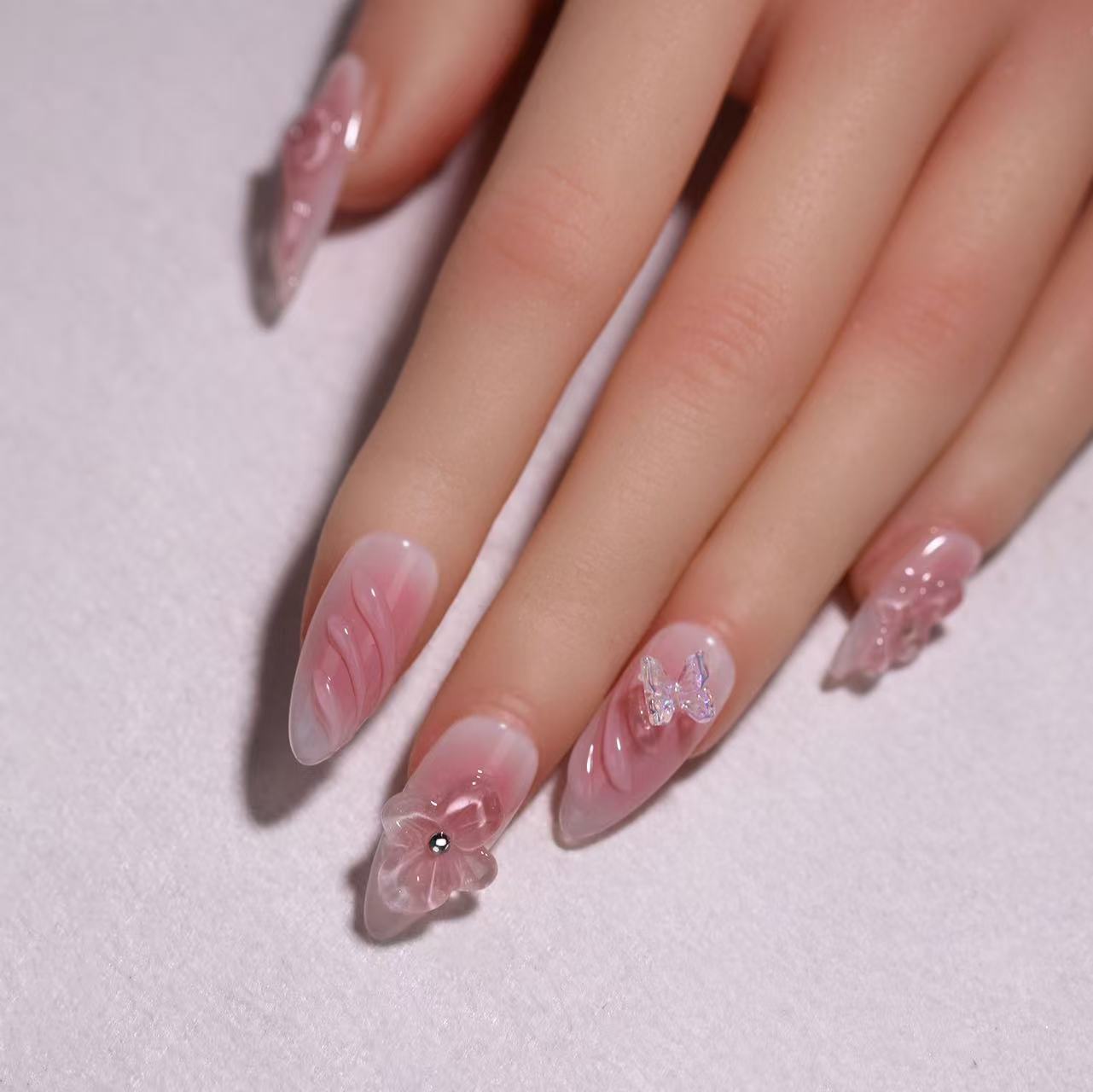 Elegantes Press-On-Nagelset Brehn